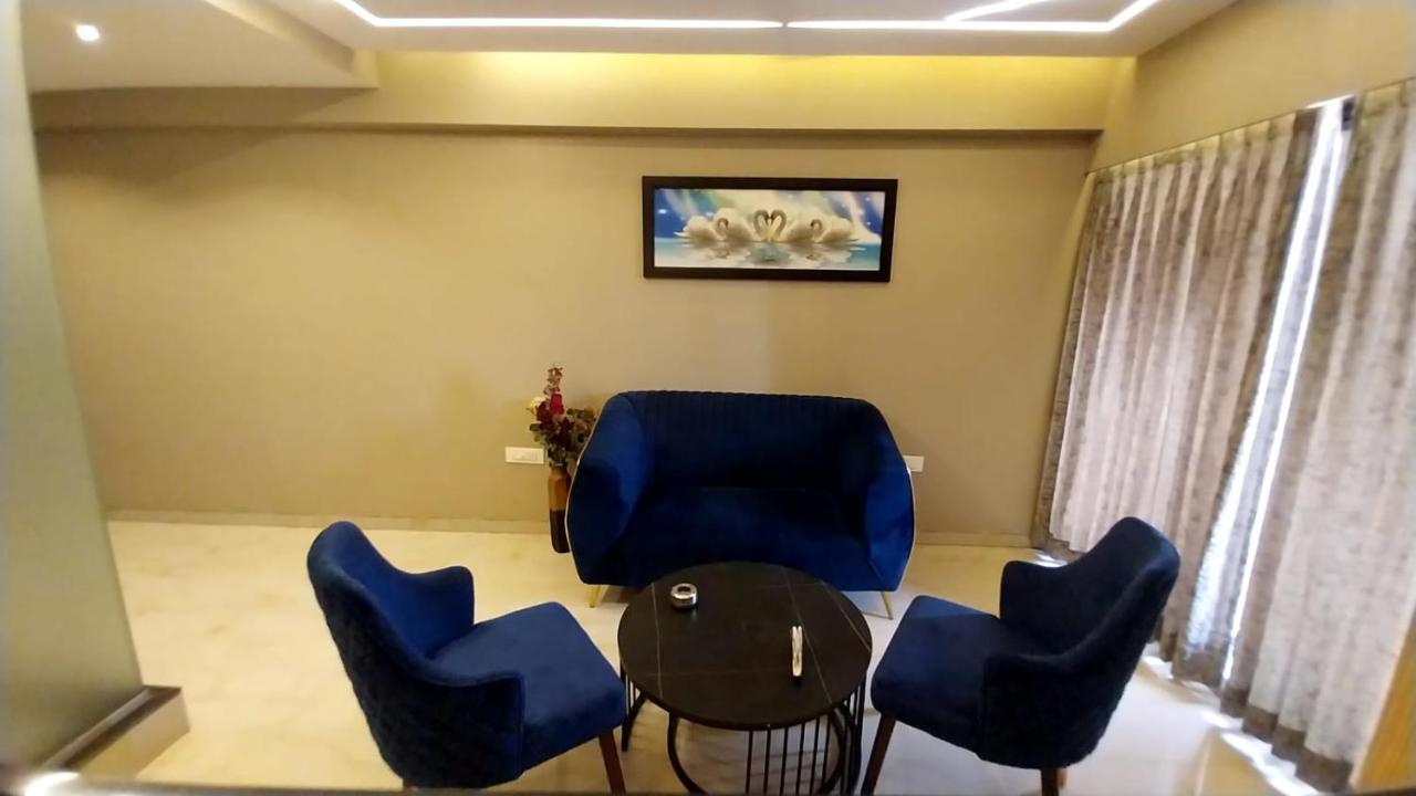 Hotel Merakee - Near Dahisar Mira Road Mumbai Buitenkant foto