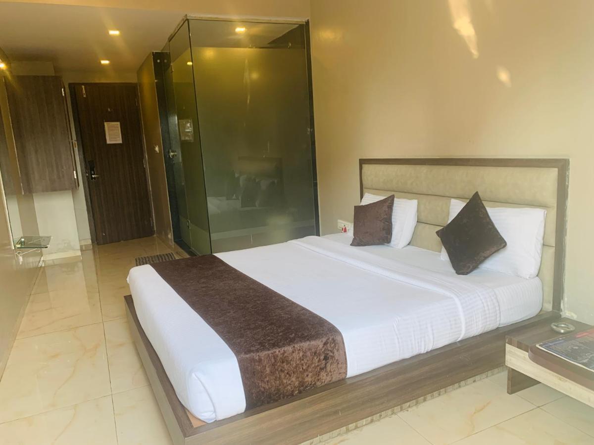 Hotel Merakee - Near Dahisar Mira Road Mumbai Buitenkant foto