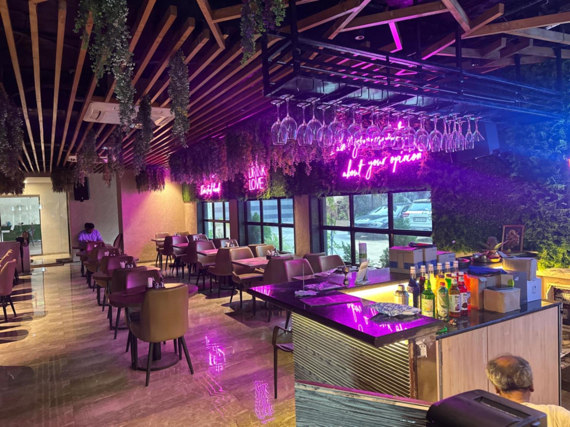Hotel Merakee - Near Dahisar Mira Road Mumbai Buitenkant foto